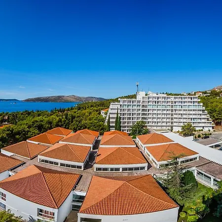 Ξενοδοχείο Medena 4*